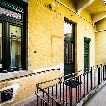 Bpr Paulay Cozy Lejlighed Budapest
